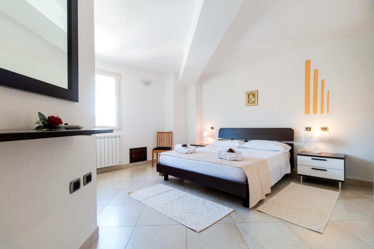 Royal Suite Apartment Cala Gonone Esterno foto