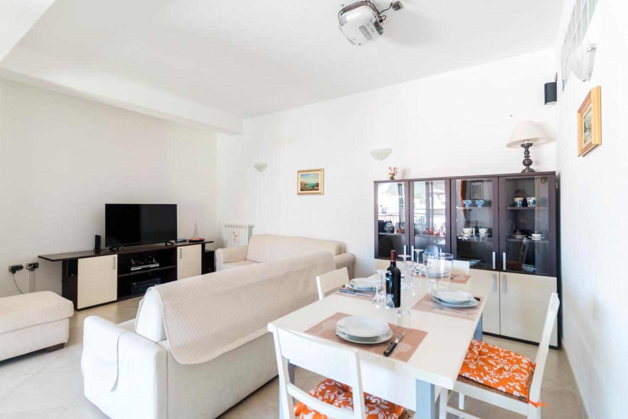 Royal Suite Apartment Cala Gonone Esterno foto